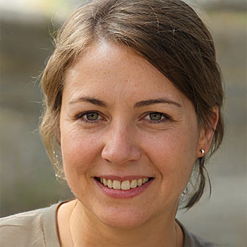 Mia Carver